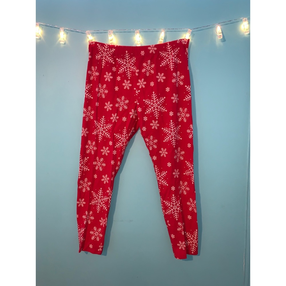 Red Snowflake Leggings